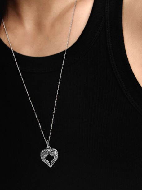 NE3319 Winged Heart Pendant Necklace