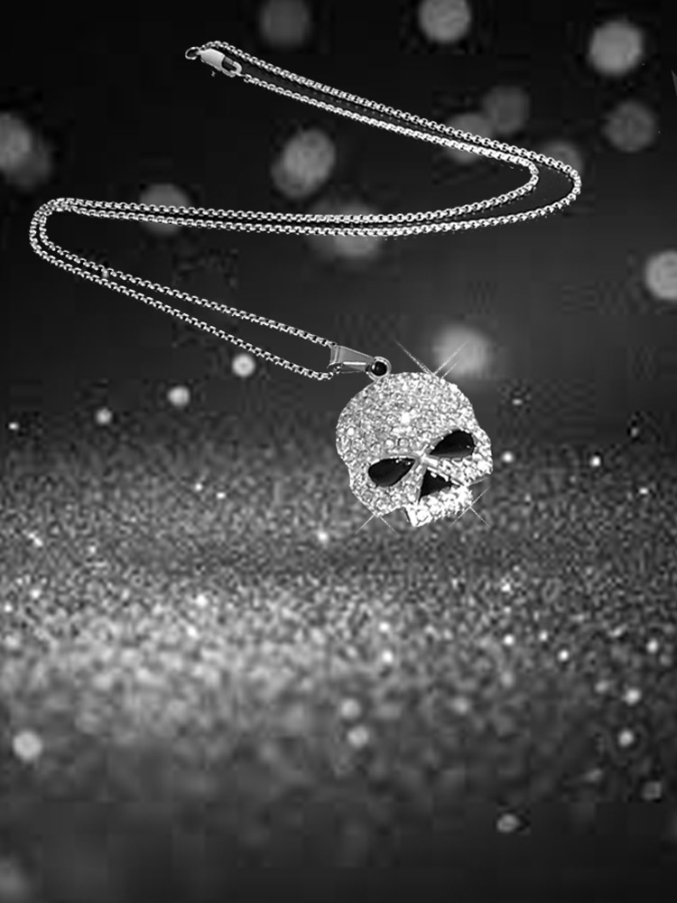 Sparkly Skullette Pendant Necklace